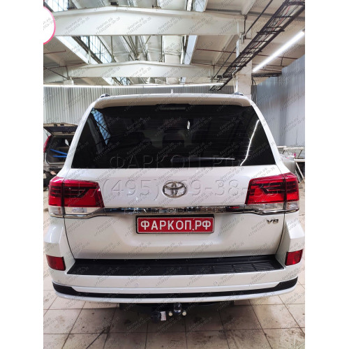 3017-F ORIS Фаркоп на Toyota Land Cruiser 200 2007-2021, включая Executive, Excalibur, TRD, Lexus LX570 2007-2021. Без выреза в бампере. Тип шара: F. Нагрузки: 2500/120 кг, масса фаркопа 22,8 кг (без электрики в комплекте)