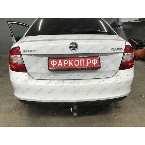 S104A GALIA Полностью оцинкованный фаркоп на Skoda Rapid лифтбек/универсал 2013-2020, 2020-2022, SEAT Toledo седан 2013-2018. Подрозетник убирается за бампер. Тип шара: A. Невидимый вырез бампера. Нагрузки: 1500/75 кг, масса фаркопа 12,52 кг
