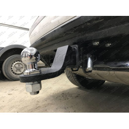 PCA-02-991122.00 PT GROUP Фаркоп на Volkswagen Touareg 2002-2018, Porsche Cayenne 2002-2017. Тип шара: E (легкосъемный шар под квадрат). Нагрузки: 3500/150 кг, масса фаркопа 17,4 кг (без 