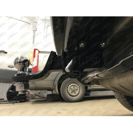 PCA-02-991122.00 PT GROUP Фаркоп на Volkswagen Touareg 2002-2018, Porsche Cayenne 2002-2017. Тип шара: E (легкосъемный шар под квадрат). Нагрузки: 3500/150 кг, масса фаркопа 17,4 кг (без 