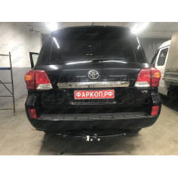3017-F ORIS Фаркоп на Toyota Land Cruiser 200 2007-2021, включая Executive, Excalibur, TRD, Lexus LX570 2007-2021. Без выреза в бампере. Тип шара: F. Нагрузки: 2500/120 кг, масса фаркопа 22,8 к