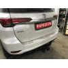 3015-F ORIS Фаркоп на Toyota Fortuner (кроме комплектации TRD) 2017- без выреза в бампере. Тип шара: F. Нагрузки: 2500/100 кг, масса фаркопа 20 кг (без электрики в комплекте)