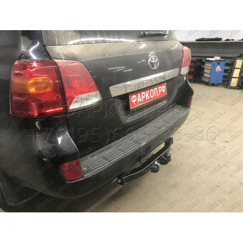 3017-F ORIS Фаркоп на Toyota Land Cruiser 200 2007-2021, включая Executive, Excalibur, TRD, Lexus LX570 2007-2021. Без выреза в бампере. Тип шара: F. Нагрузки: 2500/120 кг, масса фаркопа 22,8 кг (без электрики в комплекте)