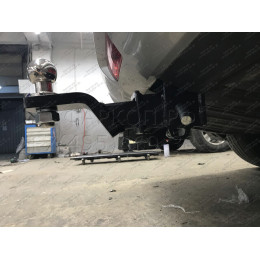 TCU00181 ТСС Фаркоп на Kia Carnival 2021-. Требуется подрезка бампера. Тип шара: E (шаровый узел под американский квадрат). Нагрузки: 1500/100 кг