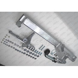 J011A GALIA Полностью оцинкованный фаркоп на Jeep Renegade 2014-, FIAT 500X 2014-, Jeep Compass 2017-. Тип шара: A. Требуется вырез в бампере. Нагрузки: 1750/100 кг, масса фарко