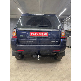 LRF-06-991122.00 PT GROUP Фаркоп на Land Rover Freelander 2006-2014 без подрезки бампера. Тип шара: E (легкосъемный шар под квадрат). Нагрузки: 2100/130 кг, масса фаркопа 15 