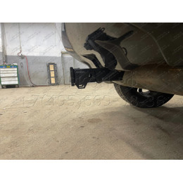 LRF-06-991122.00 PT GROUP Фаркоп на Land Rover Freelander 2006-2014 без подрезки бампера. Тип шара: E (легкосъемный шар под квадрат). Нагрузки: 2100/130 кг, масса фаркопа 15 