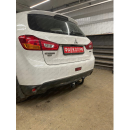 M111-A Лидер-плюс ТСУ для Mitsubishi ASX 2010-2022, Citroen C4 Aircross 2012-2014, Peugeot 4008 2012-2016. Необходима подрезка бампера. Нагрузки: 1200/75 кг, масса фаркопа 16,64 кг (без э