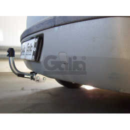 R070C GALIA Полностью оцинкованный фаркоп на Renault Laguna II лифтбек 2001-2008. Тип шара: C (горизонтальный съемный). Установка без снятия и выреза бампера. 