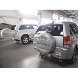 S097C GALIA Полностью оцинкованный фаркоп на Suzuki Grand Vitara 5 дверей 2005-2016. Тип шара: C (горизонтальный съемный). Невидимый вырез бампера. Нагрузки: 2000/