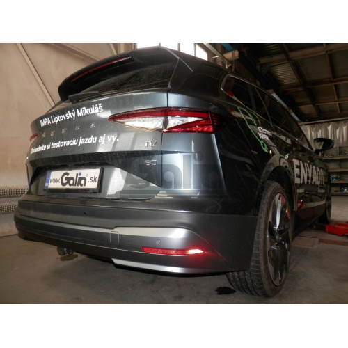 S142C GALIA Полностью оцинкованный фаркоп на Skoda Enyaq iV 2021-, Skoda Elroq 2024-, VW ID.4 2020-, VW ID.5 2022-, VW ID.7 2024-, VW ID.7 Tourer 2024-, Audi Q4 e-tron 2021-, Cupra Tavascan 2025-. Тип шара: C (горизонтальный съемный). Невидимый вырез бамп