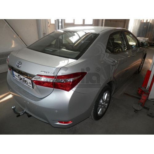 T064C GALIA Полностью оцинкованный фаркоп на Toyota Corolla седан E170 2013-2019. Тип шара: C (горизонтальный съемный). Невидимый вырез бампера. Нагрузки: 1600/75 кг, масса фаркопа 16,57 кг