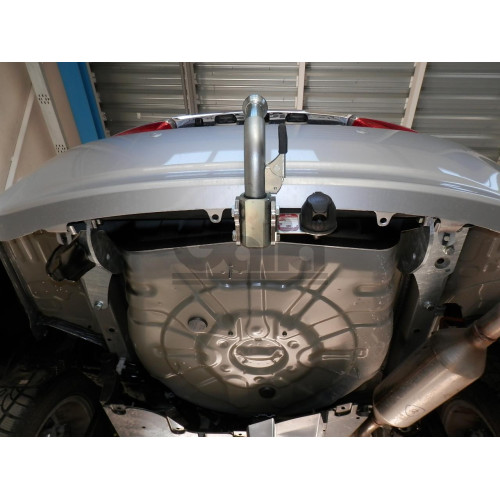 T064C GALIA Полностью оцинкованный фаркоп на Toyota Corolla седан E170 2013-2019. Тип шара: C (горизонтальный съемный). Невидимый вырез бампера. Нагрузки: 1600/75 кг, масса фаркопа 16,57 кг