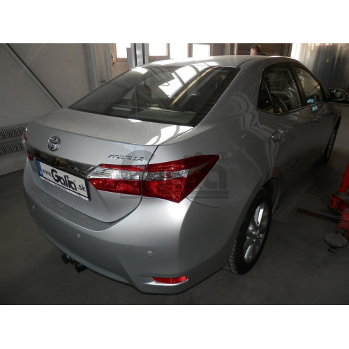 T064C GALIA Полностью оцинкованный фаркоп на Toyota Corolla седан E170 2013-2019. Тип шара: C (горизонтальный съемный). Невидимый вырез бампера. Нагрузки: 1600/75 кг, масса фаркопа 16,57 кг