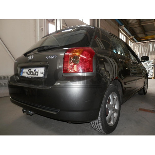 T067A GALIA Полностью оцинкованный фаркоп на Toyota Corolla хетчбек 3/5 дверей 2002-2007. Тип шара: A. Невидимый вырез бампера. Нагрузки: 1300/75 кг, масса фаркопа 13,52 кг