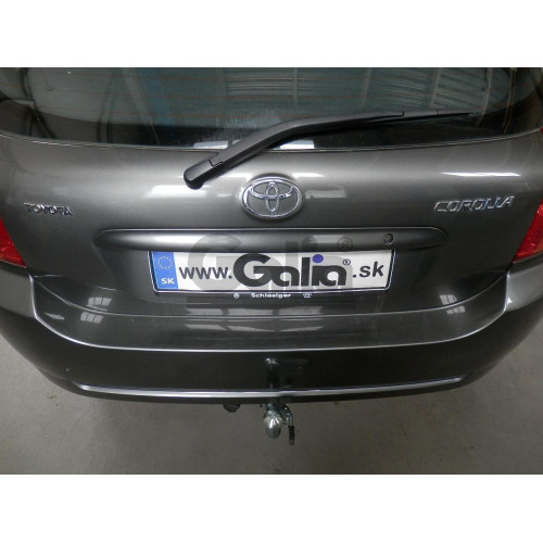 T067A GALIA Полностью оцинкованный фаркоп на Toyota Corolla хетчбек 3/5 дверей 2002-2007. Тип шара: A. Невидимый вырез бампера. Нагрузки: 1300/75 кг, масса фаркопа 13,52 кг