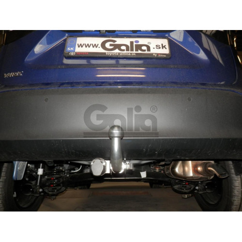 T079V GALIA Полностью оцинкованный фаркоп на Toyota Yaris Cross 2021-, Lexus LBX 2024-. Тип шара: AV (вертикальное быстросъемное крепление шара на ключе). Невидимый вырез бампера. Нагрузки: 1400/75 кг, масса фаркопа 16,12 кг