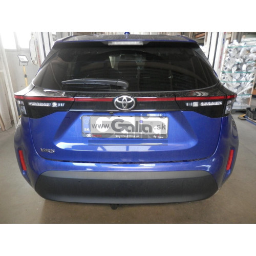 T079V GALIA Полностью оцинкованный фаркоп на Toyota Yaris Cross 2021-, Lexus LBX 2024-. Тип шара: AV (вертикальное быстросъемное крепление шара на ключе). Невидимый вырез бампера. Нагрузки: 1400/75 кг, масса фаркопа 16,12 кг