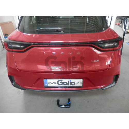 T079V GALIA Полностью оцинкованный фаркоп на Toyota Yaris Cross 2021-, Lexus LBX 2024-. Тип шара: AV (вертикальное быстросъемное крепление шара на ключе). Невидимый вырез бампера. Нагрузки: 1400/75 кг, масса фаркопа 16,12 кг