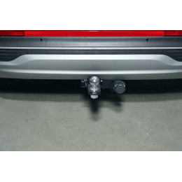 TCU00177 ТСС Фаркоп на Hyundai Santa Fe 2021-2023. Требуется подрезка бампера. Тип шара: E (шаровый узел под американский квадрат). Нагрузки: 1500/80 кг