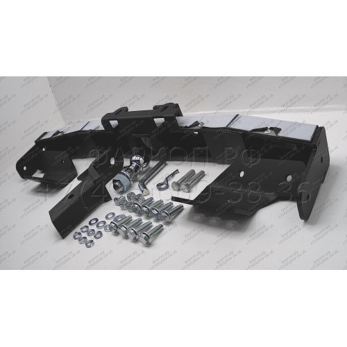 TPR-09-991124.00 PT GROUP Фаркоп с нержавеющей накладкой на Toyota Land Cruiser Prado J120 2003-2009, J150 2009-2023, Lexus GX 470 2003-2009, GX 460 2009-2023 без подрезки бампера. Тип шара: E (легкосъемный шар под квадрат). Нагрузки: 3500/130 кг, масса ф