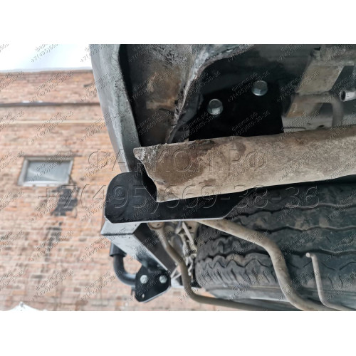 H.T54.A HALTY Фаркоп на Toyota Hiace H100 правый руль 1989-2004 (только авто со штатными местами) без подрезки бампера. Тип шара: A. Нагрузки: 750/75 кг, масса фаркопа 13,7 кг