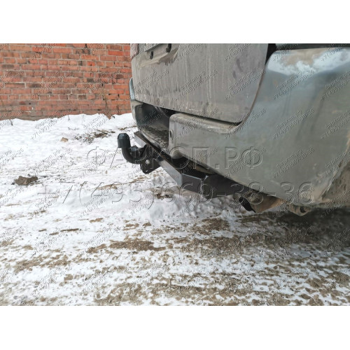 H.T54.A HALTY Фаркоп на Toyota Hiace H100 правый руль 1989-2004 (только авто со штатными местами) без подрезки бампера. Тип шара: A. Нагрузки: 750/75 кг, масса фаркопа 13,7 кг