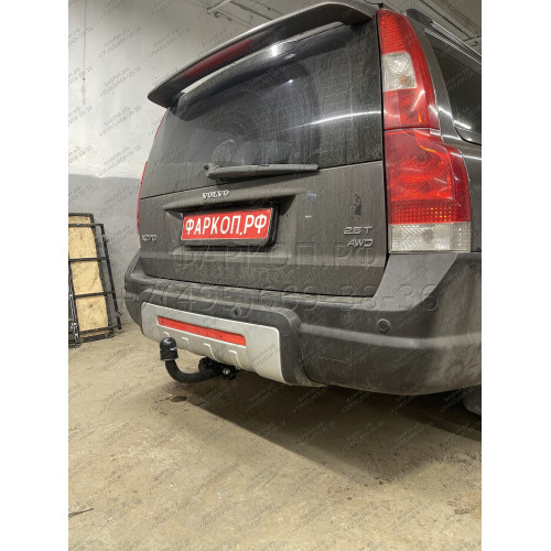V-288 STEINHOF Фаркоп на Volvo XC70 2000-2007. Требуется подрезка бампера. Тип шара: A. Нагрузки: 2000/80 кг, масса фаркопа 20,6 кг (без электрики в комплекте)