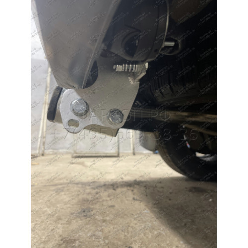 V067C GALIA Полностью оцинкованный фаркоп на Volkswagen Caddy 2004-2020, включая Maxi, включая 4WD. Подрозетник убирается за бампер. Тип шара: C (горизонтальный съемный). Установка без выреза бампера. Нагрузки: 1650/80 кг, масса фаркопа 16,37 кг