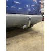 V067C GALIA Полностью оцинкованный фаркоп на Volkswagen Caddy 2004-2020, включая Maxi, включая 4WD. Подрозетник убирается за бампер. Тип шара: C (горизонтальный съемный). Установка без выреза бампера. Нагрузки: 1650/80 кг, масса фаркопа 16,37 кг