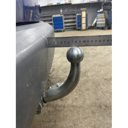 V067C GALIA Полностью оцинкованный фаркоп на Volkswagen Caddy 2004-2020, включая Maxi, включая 4WD. Подрозетник убирается за бампер. Тип шара: C (горизонтальный съемный). Установка без выреза бампера. Нагрузки: 1650/80 кг, масса фаркопа 16,37 кг