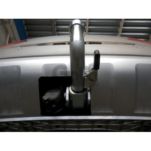V071C GALIA Полностью оцинкованный фаркоп на Volkswagen Passat B6 седан/универсал 2005-2010, Volkswagen Passat B7 седан/универсал 2010-2015, Volkswagen Passat CC 2012-2017, Volkswagen Passat Alltrack B7 2012-2015. Подрозетник убирается за бампер. Тип шара