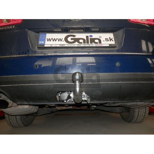 V071C GALIA Полностью оцинкованный фаркоп на Volkswagen Passat B6 седан/универсал 2005-2010, Volkswagen Passat B7 седан/универсал 2010-2015, Volkswagen Passat CC 2012-2017, Volkswagen Passat Alltrack B7 2012-2015. Подрозетник убирается за бампер. Тип шара