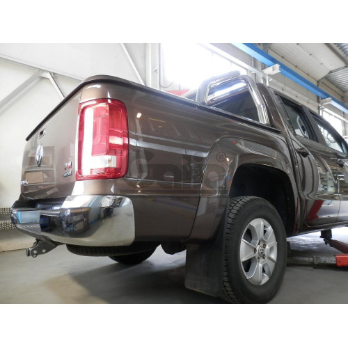 V076A GALIA Полностью оцинкованный фаркоп на Volkswagen Amarok 2010-2022. Тип шара: A. Установка без снятия и выреза бампера. Нагрузки: 3500/130 кг, масса фаркопа 5,02 кг