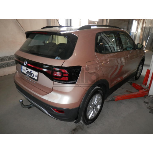 V088A GALIA Полностью оцинкованный фаркоп на Volkswagen T-Cross 2018-2024. Подрозетник убирается за бампер. Тип шара: A. Невидимый вырез бампера. Нагрузки: 1400/70 кг, масса фаркопа 14,72 кг