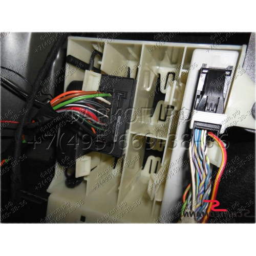 303290600001 WESTFALIA Фаркоп на BMW X6 E71 2008-2014 быстросъемное крепление с ключом. Требуется вырез в бампере. Нагрузки 3500/140 кг, масса фаркопа 32 кг