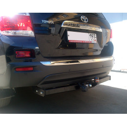 TY 38 AVTOS Фаркоп на Toyota Highlander 2010-2014 требуется подрезка бампера. Тип шара: F. Нагрузки: 1500/75 кг, масса фаркопа 23 кг (без электрики в комплекте)