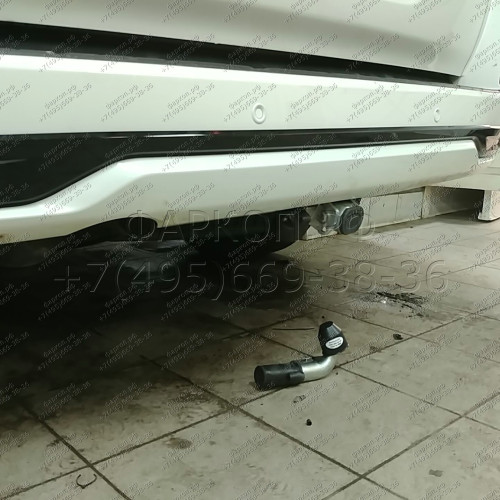 T070C GALIA Полностью оцинкованный фаркоп на Toyota Land Cruiser 200 2008-2021, Lexus LX 2008-2021. Тип шара: C (горизонтальный съемный). Невидимый вырез бампера. Нагрузки: 3500/140 кг, масса фаркопа 8,97 кг