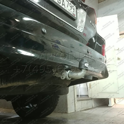 T070C GALIA Полностью оцинкованный фаркоп на Toyota Land Cruiser 200 2008-2021, Lexus LX 2008-2021. Тип шара: C (горизонтальный съемный). Невидимый вырез бампера. Нагрузки: 3500/140 кг, масса фаркопа 8,97 кг