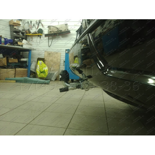 T070C GALIA Полностью оцинкованный фаркоп на Toyota Land Cruiser 200 2008-2021, Lexus LX 2008-2021. Тип шара: C (горизонтальный съемный). Невидимый вырез бампера. Нагрузки: 3500/140 кг, масса фаркопа 8,97 кг