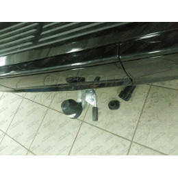 T070C GALIA Полностью оцинкованный фаркоп на Toyota Land Cruiser 200 2008-2021, Lexus LX 2008-2021. Тип шара: C (горизонтальный съемный). Невидимый вырез бампера. Нагрузк