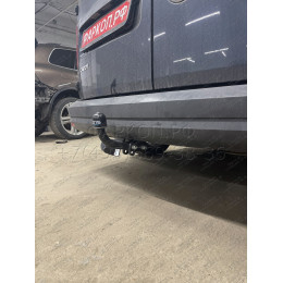 2150-A ORIS Фаркоп на Volkswagen Caddy, вкл. Maxi 2004-2020. Необходима подрезка бампера. Тип шара: A. Нагрузки: 1200/50 кг, масса фаркопа 18,6 кг (без электрики в компл