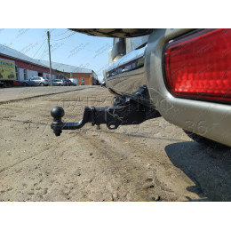 MI 30 AVTOS Фаркоп на Mitsubishi Pajero III, IV 2000-2007, 2007-2020 без выреза в бампере. Тип шара: E. Нагрузки: 1800/100 кг, масса фаркопа 20,5 кг (без электрики в комплекте)