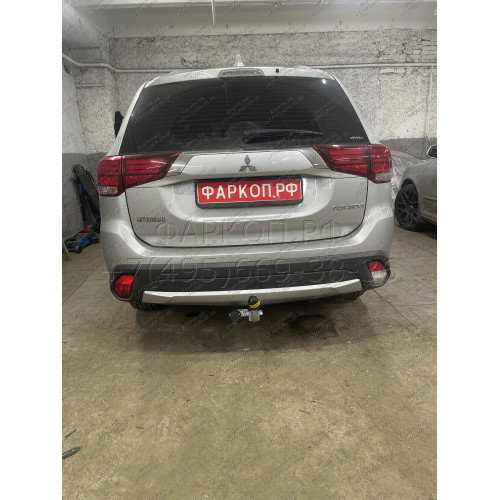 91312-A MOTODOR Фаркоп с оцинкованным шаром на Mitsubishi Outlander 2012-2019, 2019-2022. Вырез бампера по необходимости. Тип шара: A. Нагрузки: 1700/75 кг, масса фаркопа 23 кг (без электрики в комплекте)