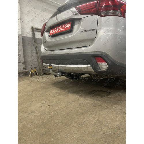 91312-A MOTODOR Фаркоп с оцинкованным шаром на Mitsubishi Outlander 2012-2019, 2019-2022. Вырез бампера по необходимости. Тип шара: A. Нагрузки: 1700/75 кг, масса фаркопа 23 кг (без электрики в комплекте)