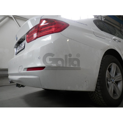 B021C GALIA Полностью оцинкованный фаркоп на BMW 3-Series седан/универсал 2011-2018, BMW 1-Series 2011-2019. Подрозетник убирается за бампер. Невидимый вырез бампера. Тип шара: C (горизонтальный съемный). Нагрузки: 1900/75 кг, масса фаркопа 12,82 кг