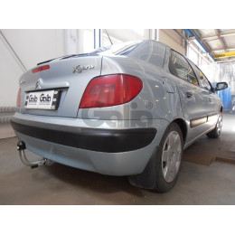 C028C GALIA Полностью оцинкованный фаркоп на Citroen Xsara хетчбек 1997-2004. Тип шара: C (горизонтальный съемный). Установка без снятия и выреза бампера. На
