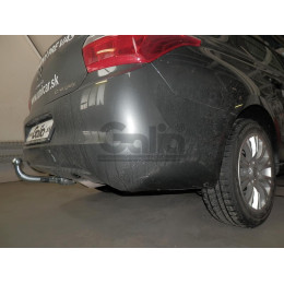 C064A GALIA Полностью оцинкованный фаркоп на Citroen C-Elysee 2013-2016, Peugeot 301 2013-2016. Подрозетник убирается за бампер. Тип шара: A. Установка без снятия и выр