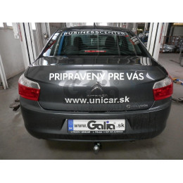 C064A GALIA Полностью оцинкованный фаркоп на Citroen C-Elysee 2013-2016, Peugeot 301 2013-2016. Подрозетник убирается за бампер. Тип шара: A. Установка без снятия и выр