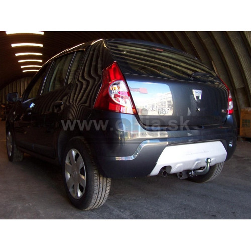 D040C GALIA Полностью оцинкованный фаркоп на Renault Sandero 2009-2014, Renault Sandero Stepway 2010-2014. Тип шара: C (горизонтальный съемный). Установка без снятия и выреза бампера. Нагрузки: 1200/75 кг, масса фаркопа 16,07 кг